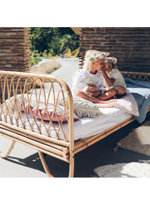 Lit banquette en rotin naturel pour enfant