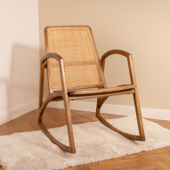 Rocking-chair en bois de mindy et cannage - RINCA