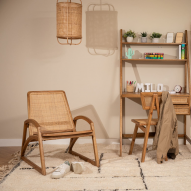 Fauteuil en bois et cannage