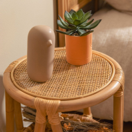 Tabouret en rotin et cannage naturel