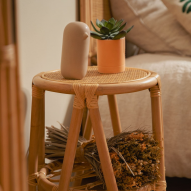 Tabouret en rotin et cannage naturel