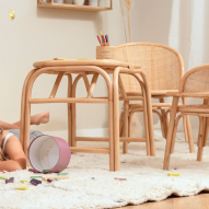 Table rectangulaire pour enfant en rotin naturel PALM