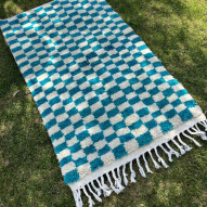 Tapis en laine Beni ouarain damier couleur bleu 100x150cm